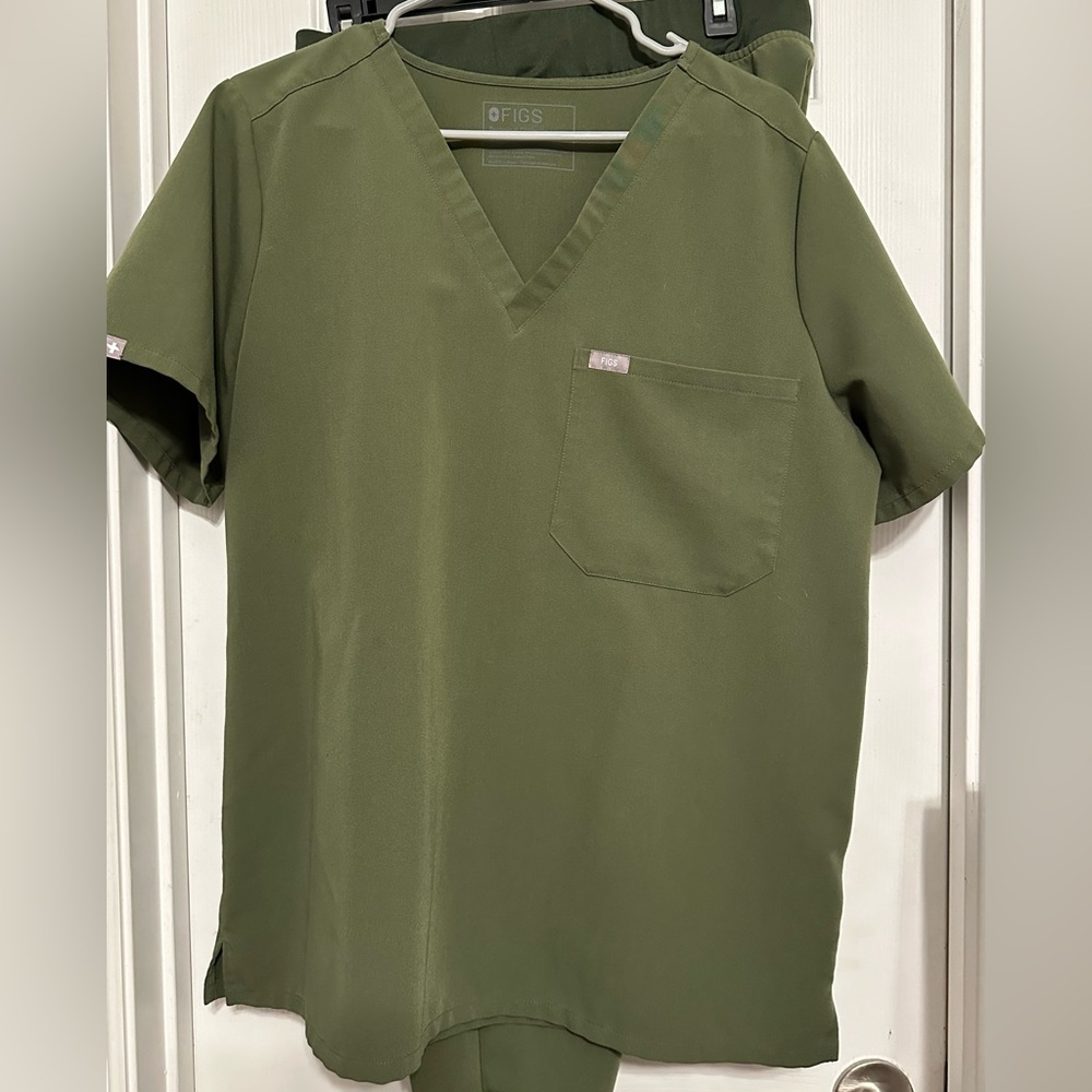 Dark Olive Figs used a few time still very good condition